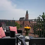 Bulwar Staromiejski, Old Town, Free Parking, *