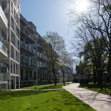 W Sercu Wroclawia, Garaz, 5min Do Rynku 아파트