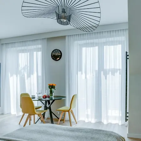 Bulwar Staromiejski, Old Town, Free Parking, * Breslavia