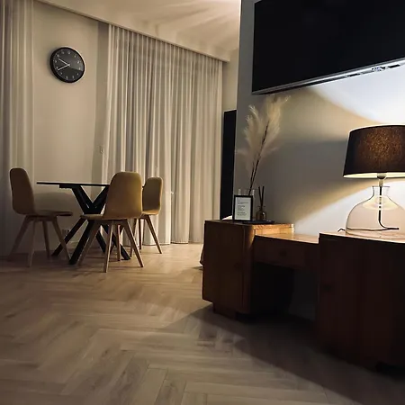 W Sercu Wroclawia, Garaz, 5min Do Rynku *