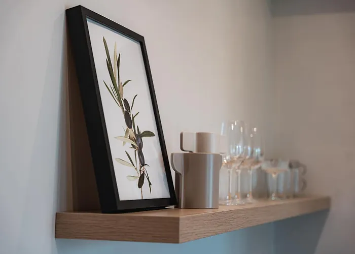 Bulwar Staromiejski, Old Town, Free Parking, * Wroclaw